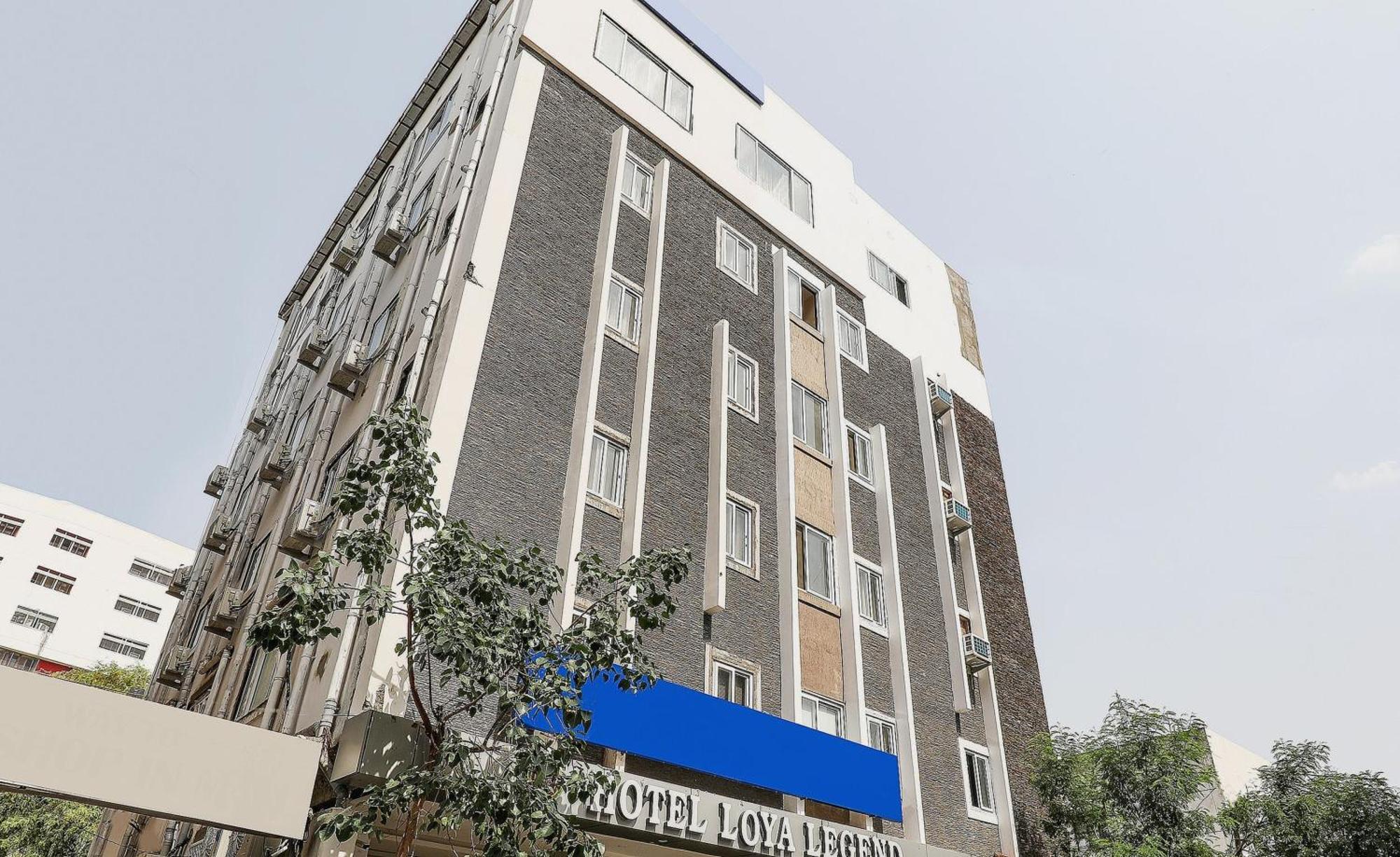 Capital O Sky Grand Hotel Hyderabad Exterior foto