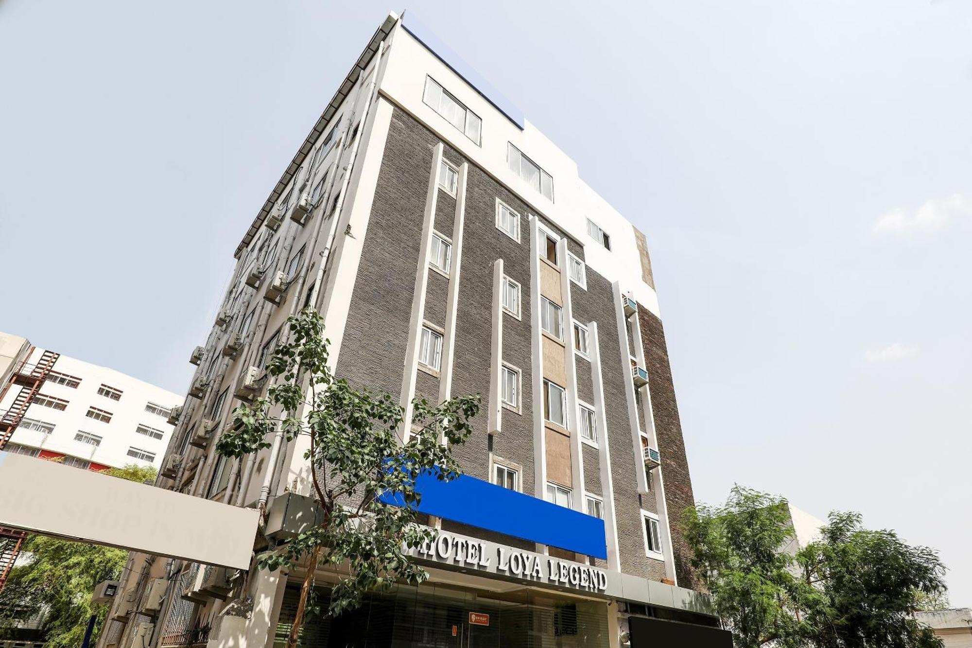 Capital O Sky Grand Hotel Hyderabad Exterior foto